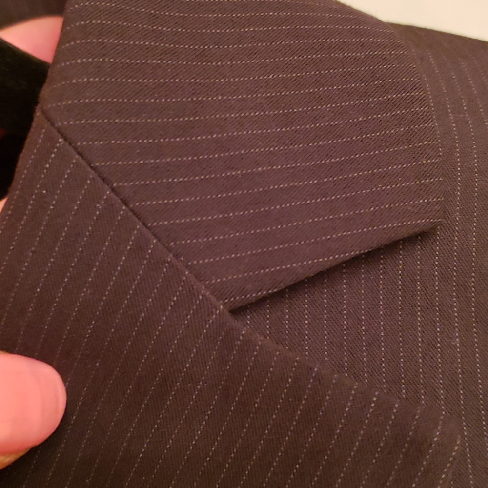 Tahari Blazer Brown pinstripe